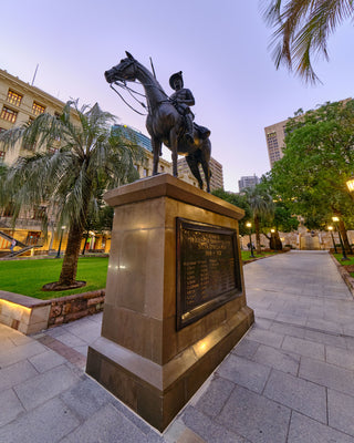 Statue of Boer War soldier atop horse in ANZAC Square.
